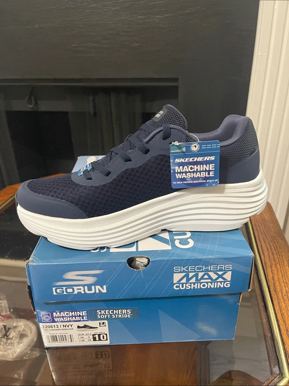 Skechers breathable navy