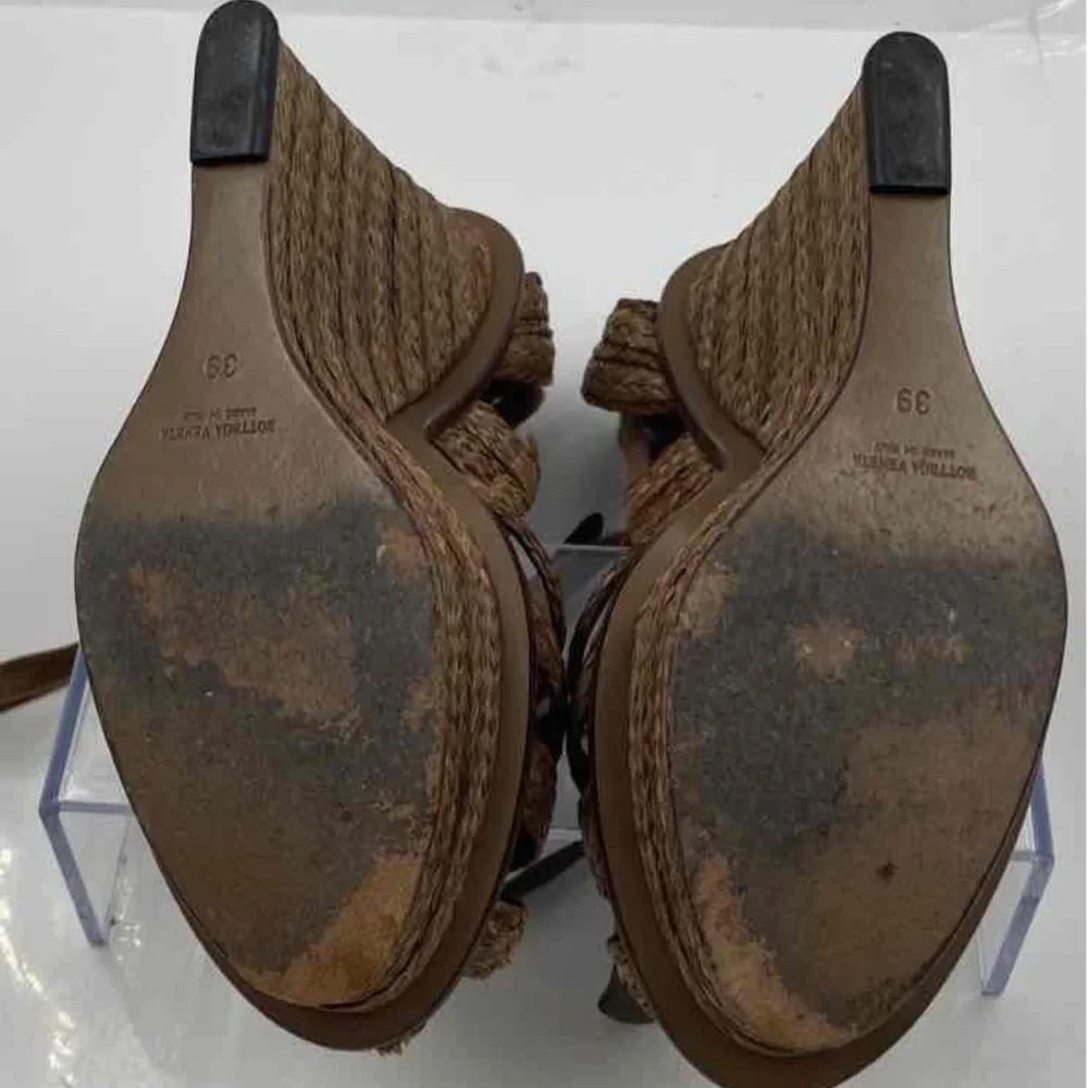 Bottega Veneta perfect stains