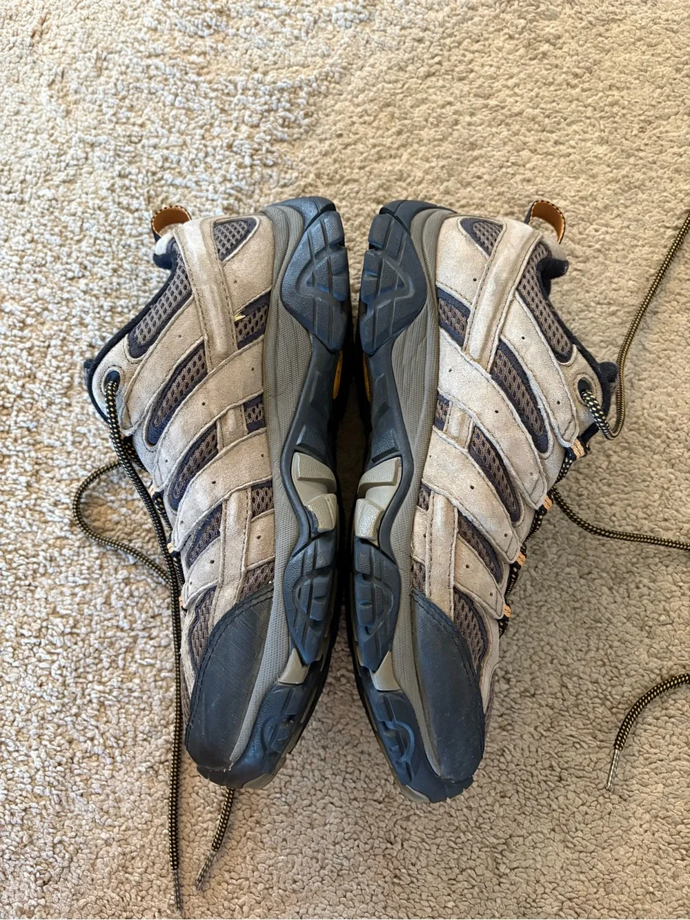 Merrell moab ventilator