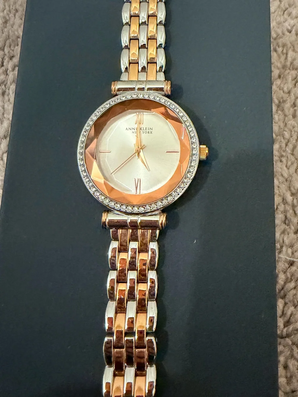 Anne Klein elegant anne