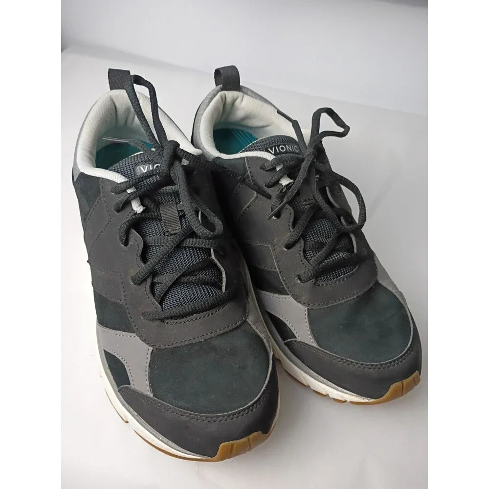 Vionic lace up