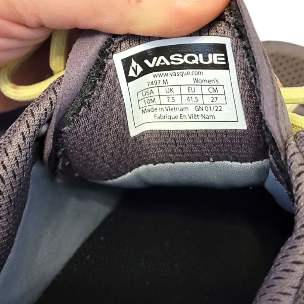 Vasque size 10