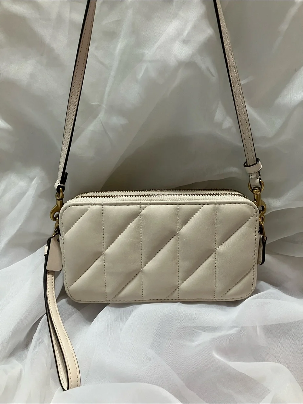 Coach kira crossbody
