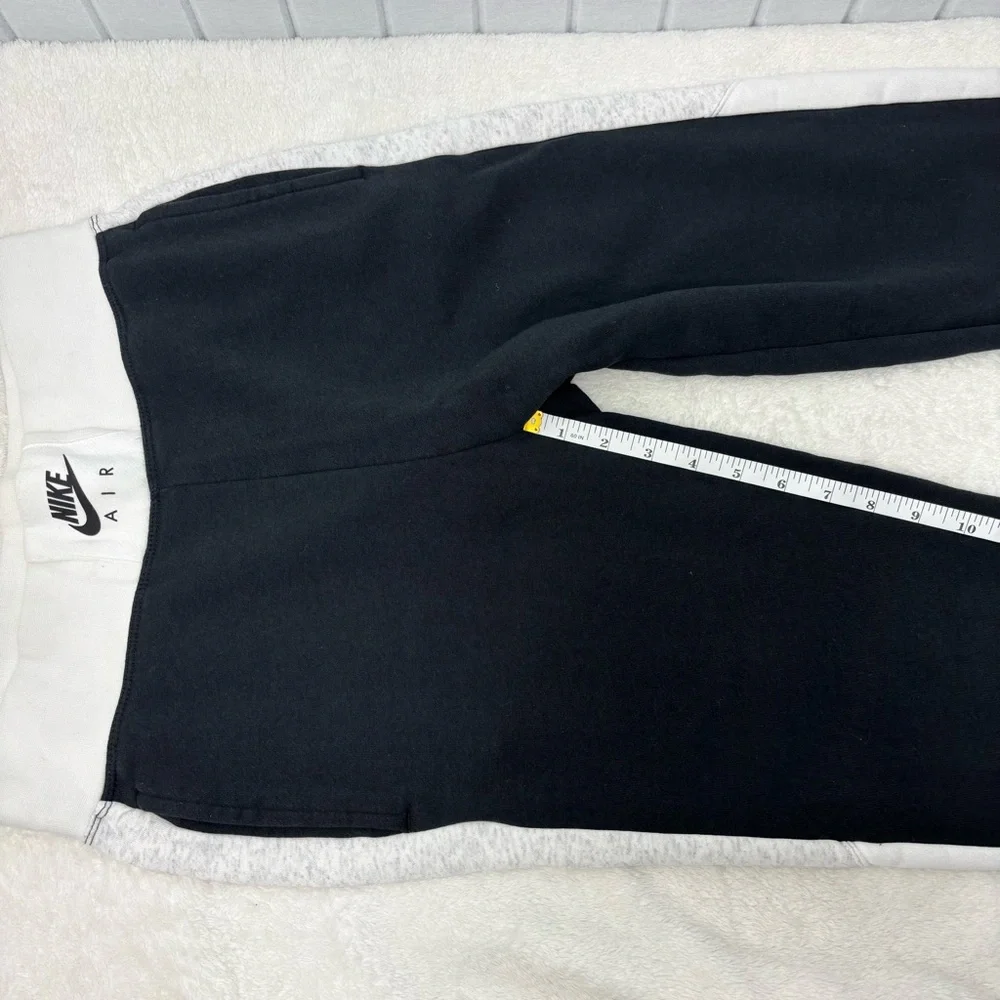 Nike stylish joggers