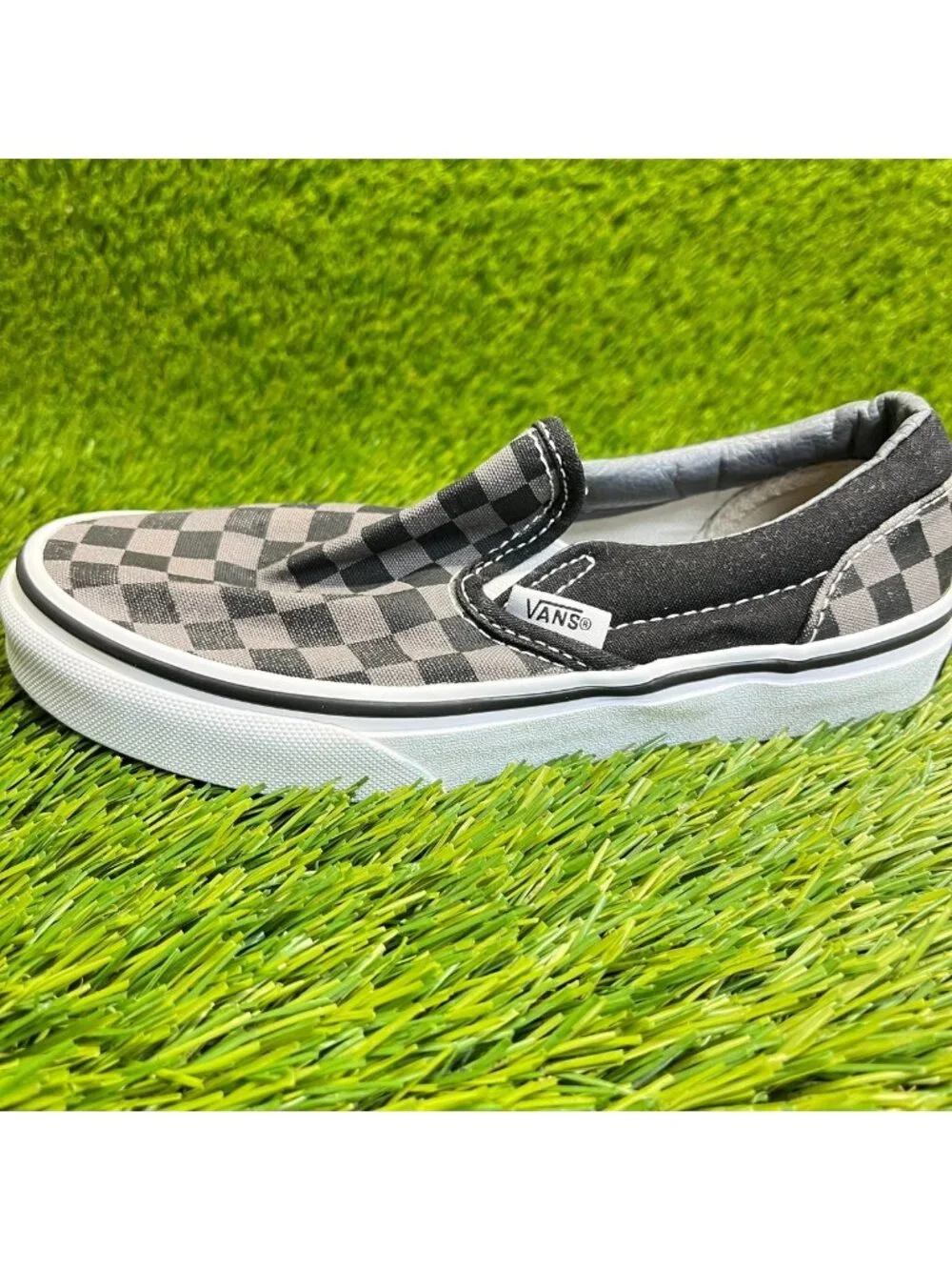 Vans please review
