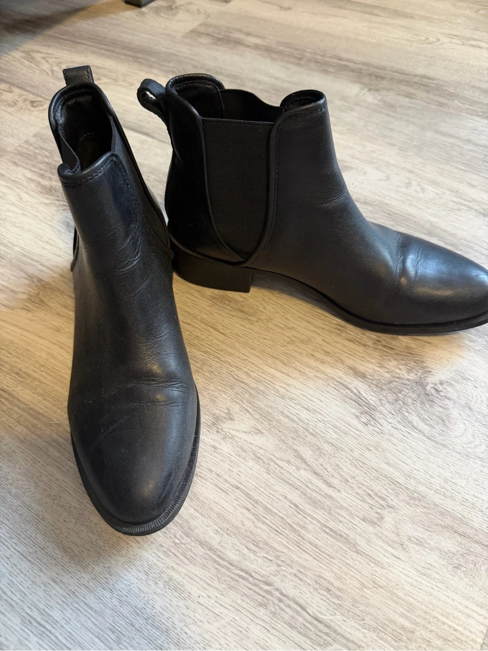 Steve Madden sleek black