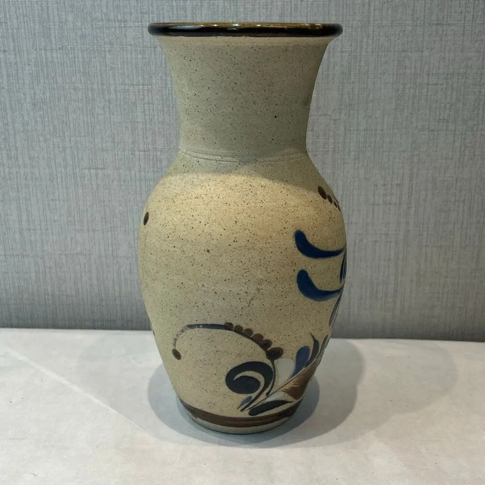 Tonala Pottery bird tonala beige