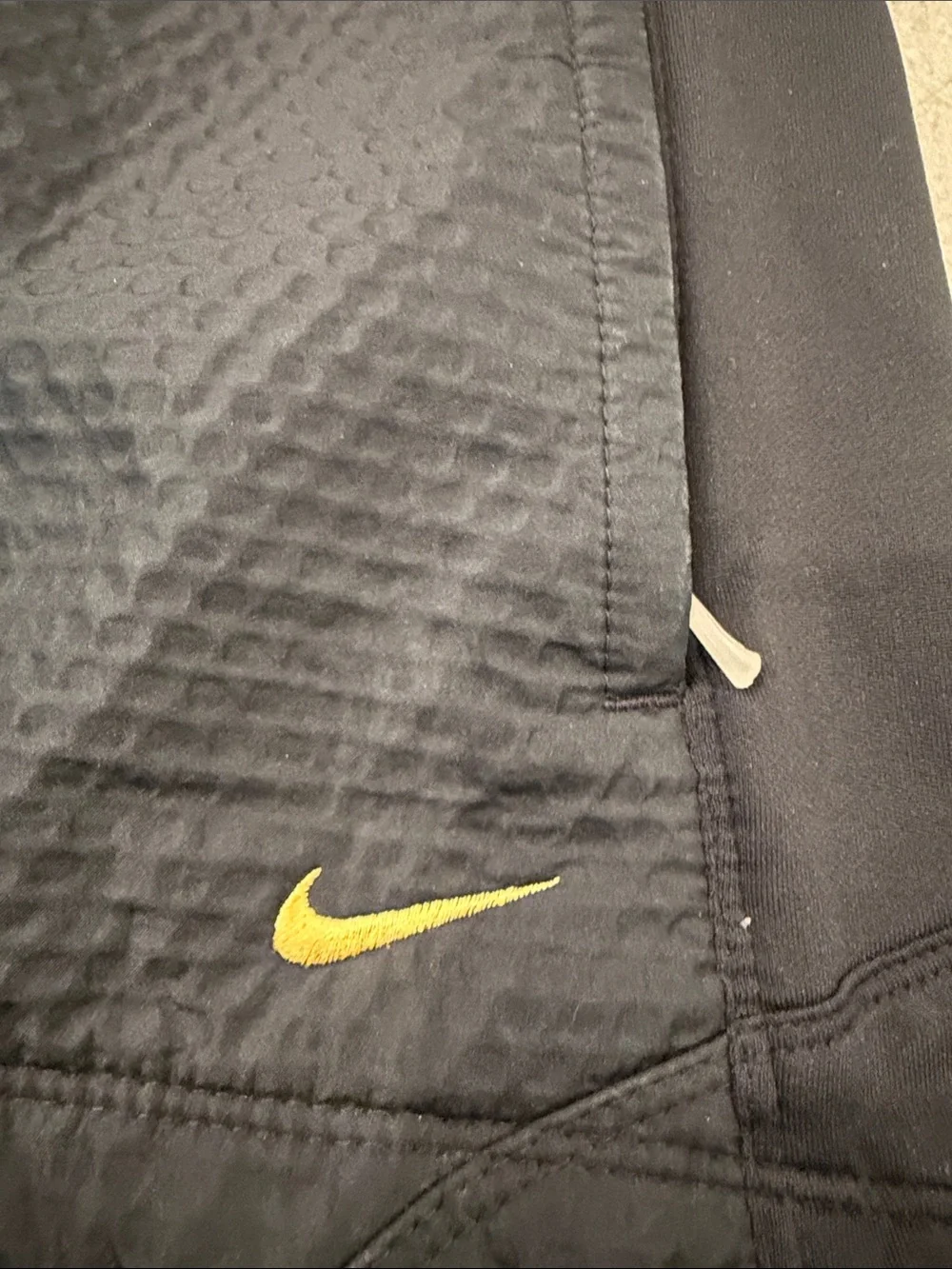 Nike breathable quilted