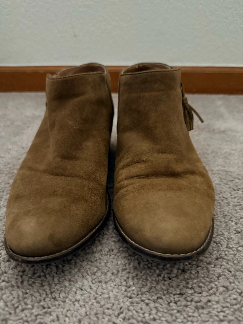 Vionic suede ankle