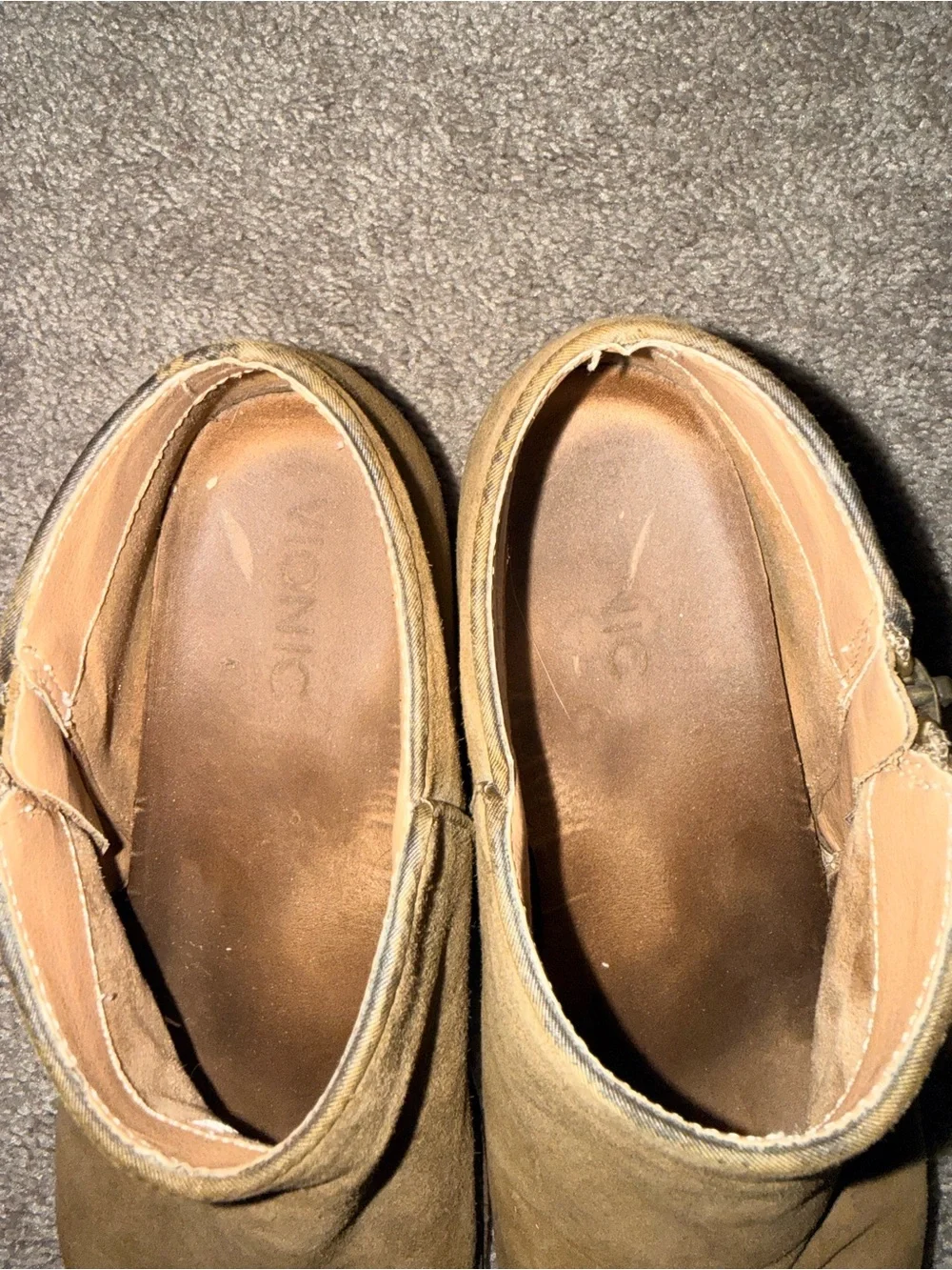 Vionic suede ankle