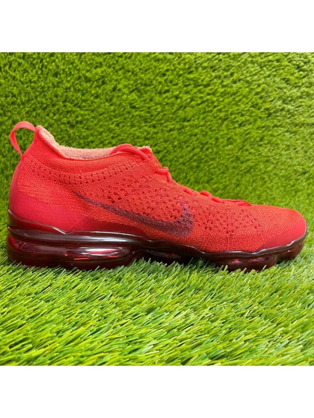 Nike Air VaporMax 2023 Flyknit Mens Size 9 Red Athletic Running Shoes Sneakers