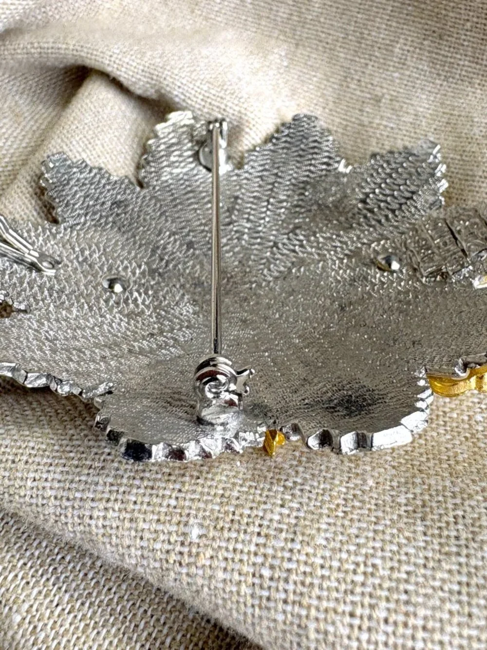 Vintage statement brooch