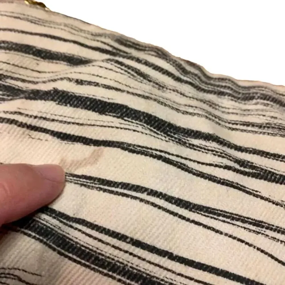 one thousand lines artisan crafted