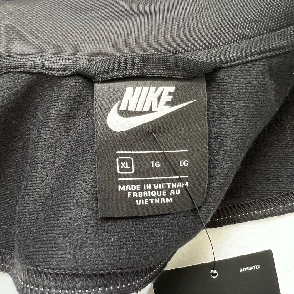 Nike new tags