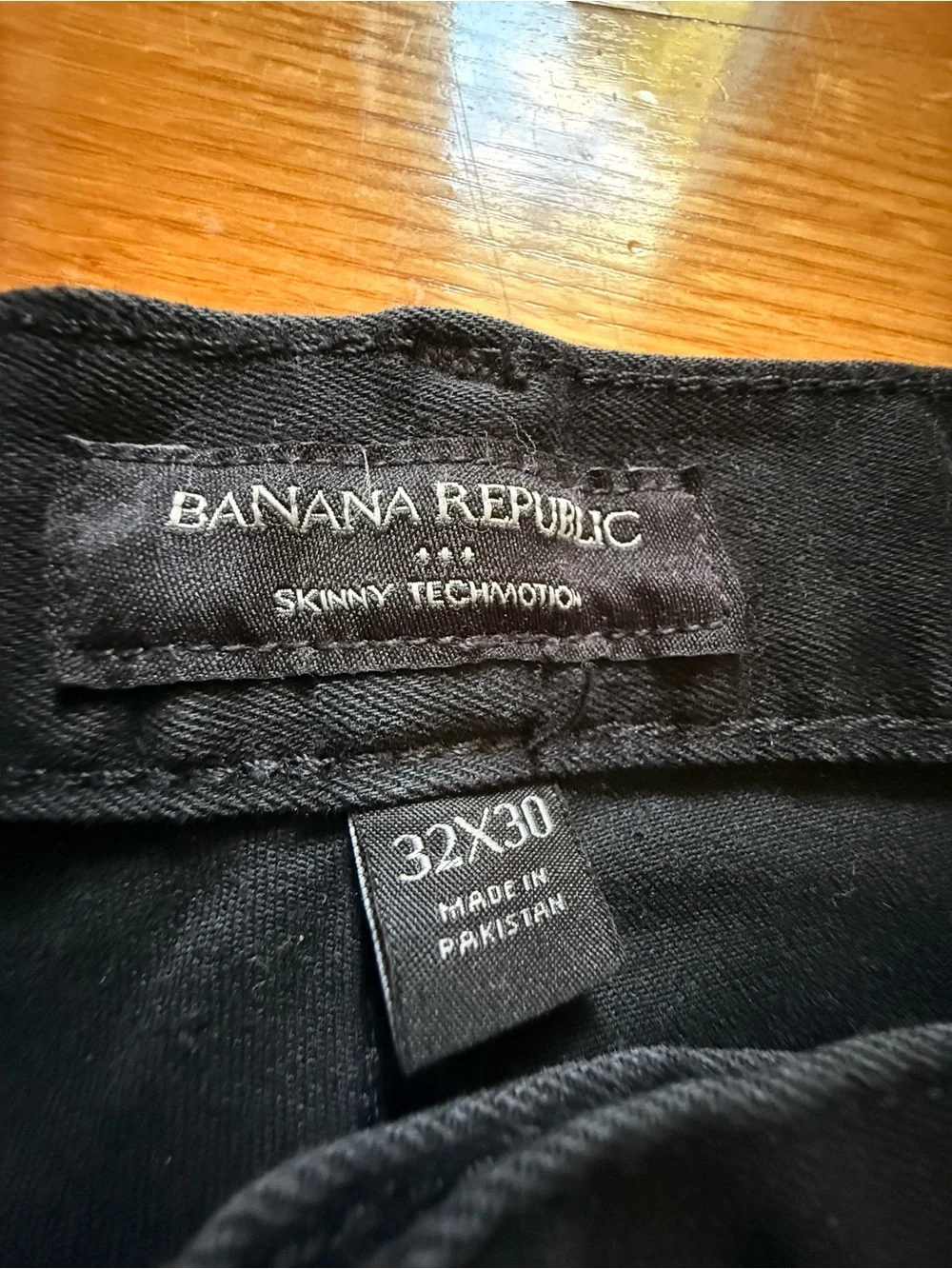 Banana Republic color black