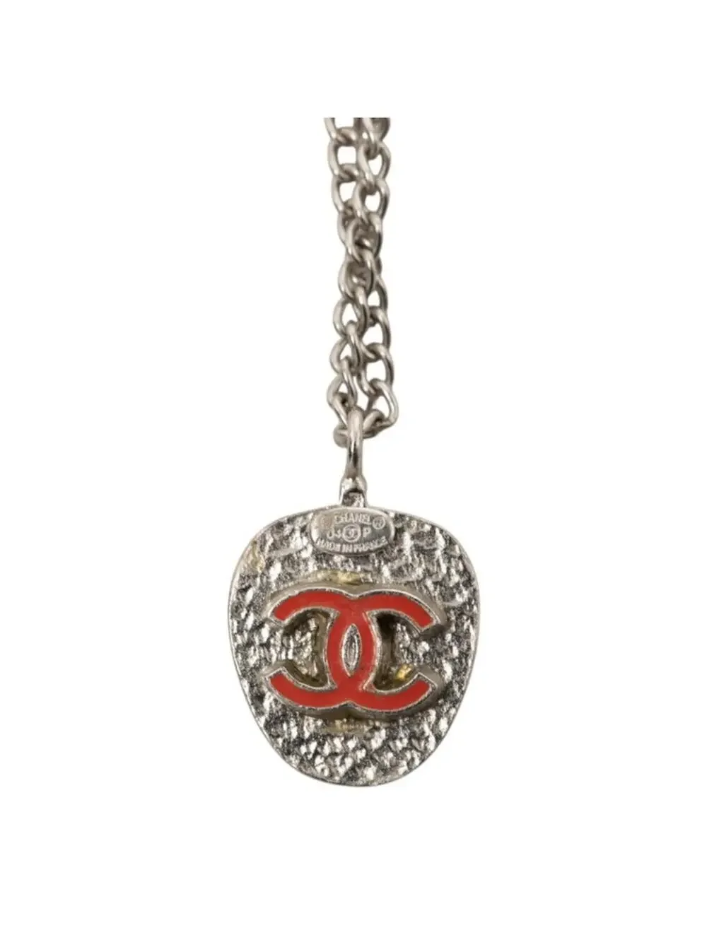 CHANEL elevate your