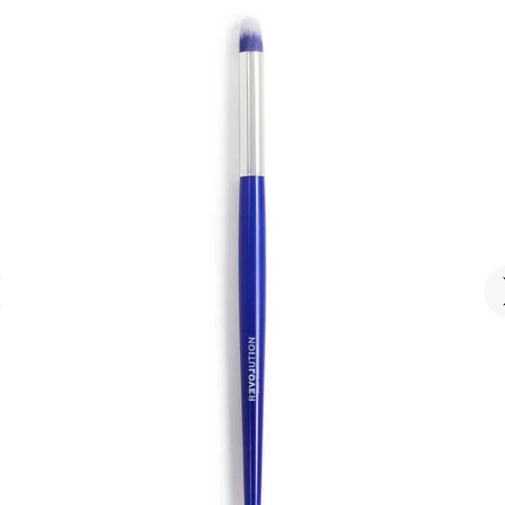 Makeup Revolution enhance your