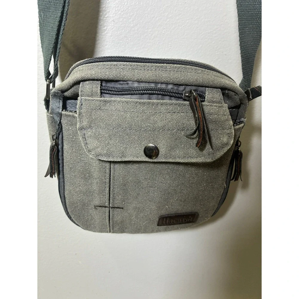 Harwish gray canvas