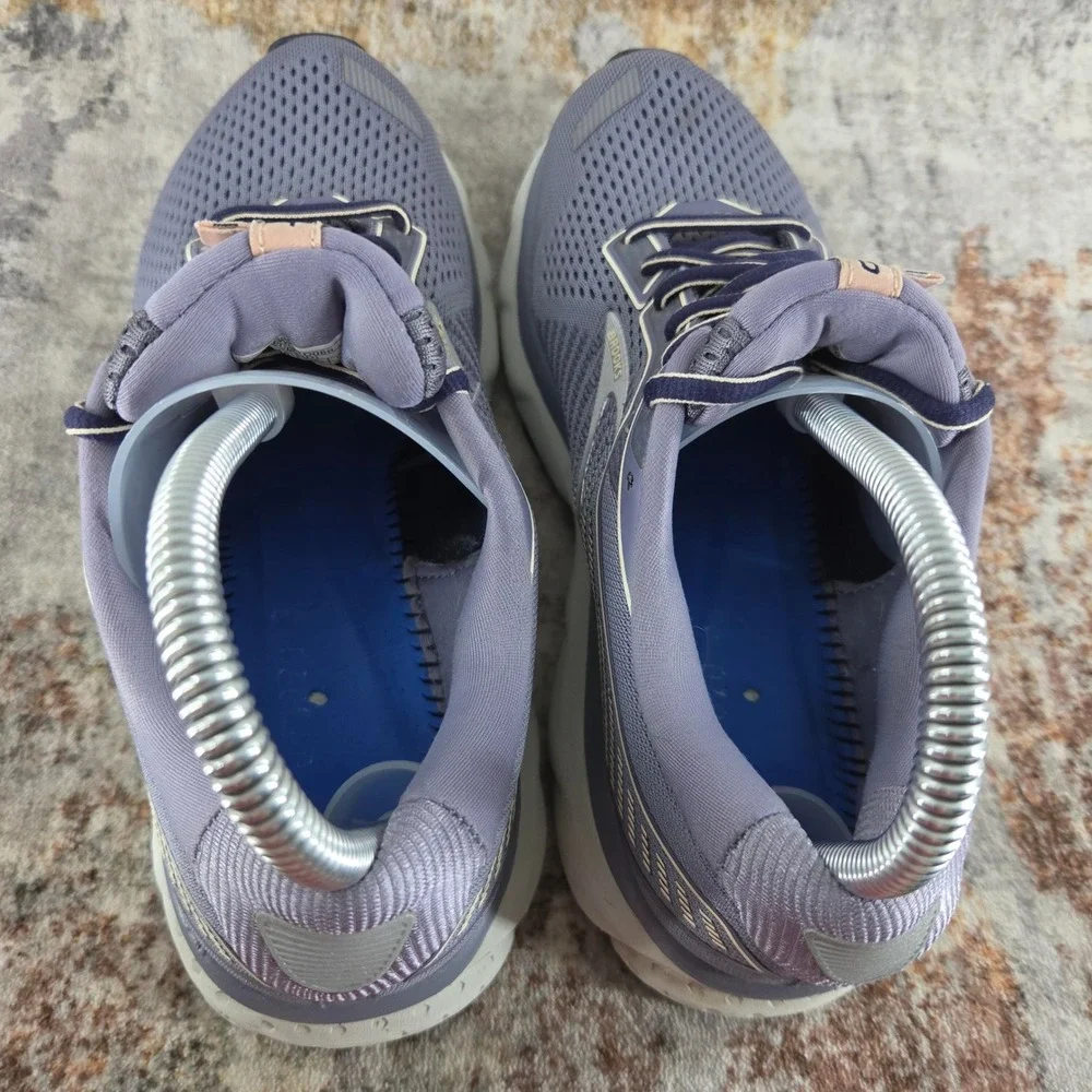 Brooks Ghost 12 Running Shoes Womens  8.5D Purple Low Top Lace Up Sneakers