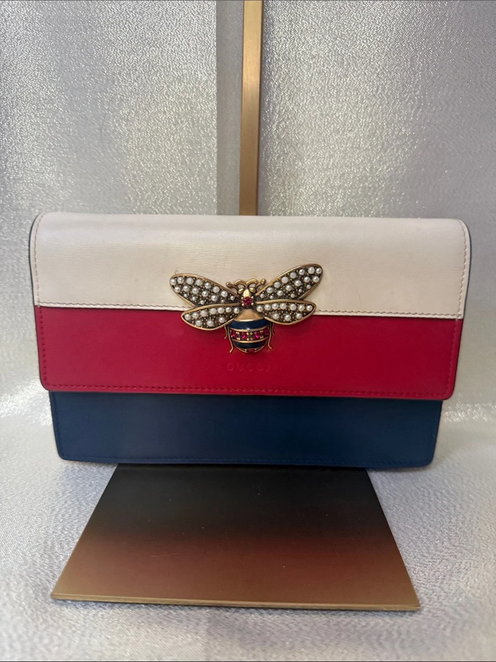 Gucci Cream Red Navy Queen Margaret Bee Flap Bag with Crossbody Chain