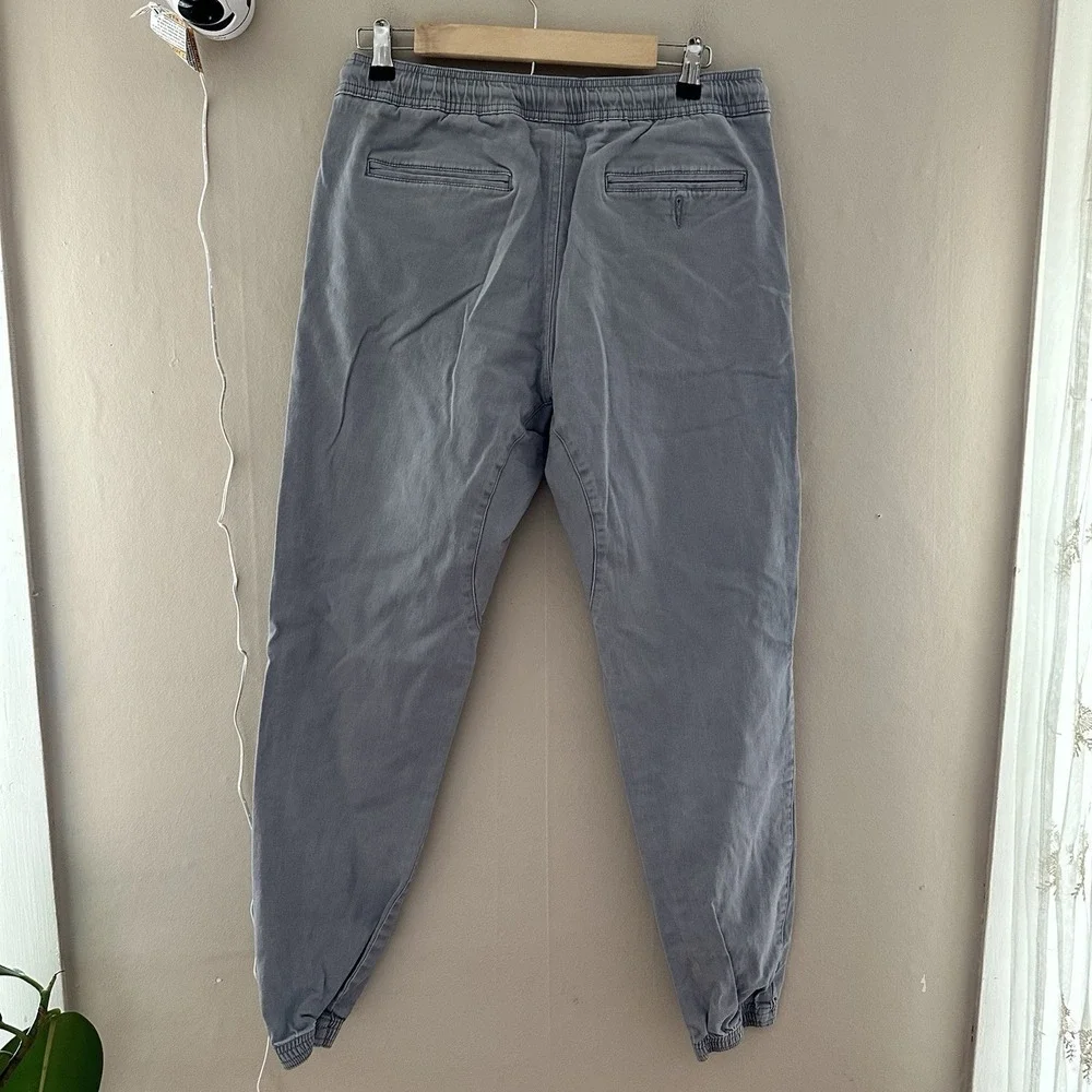 Charles And A Half size medium