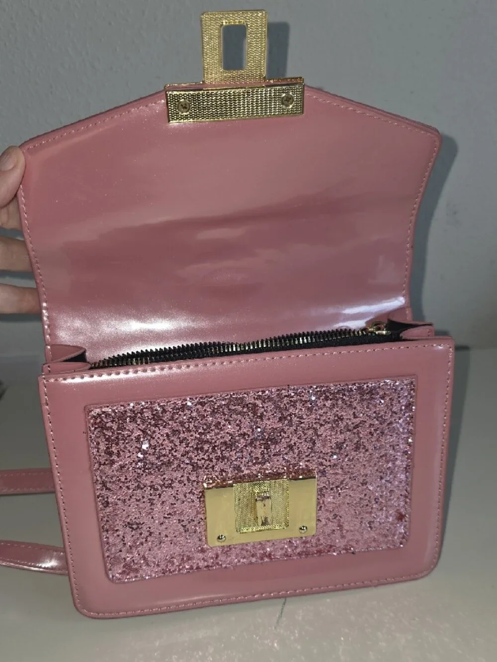N/A chic pink