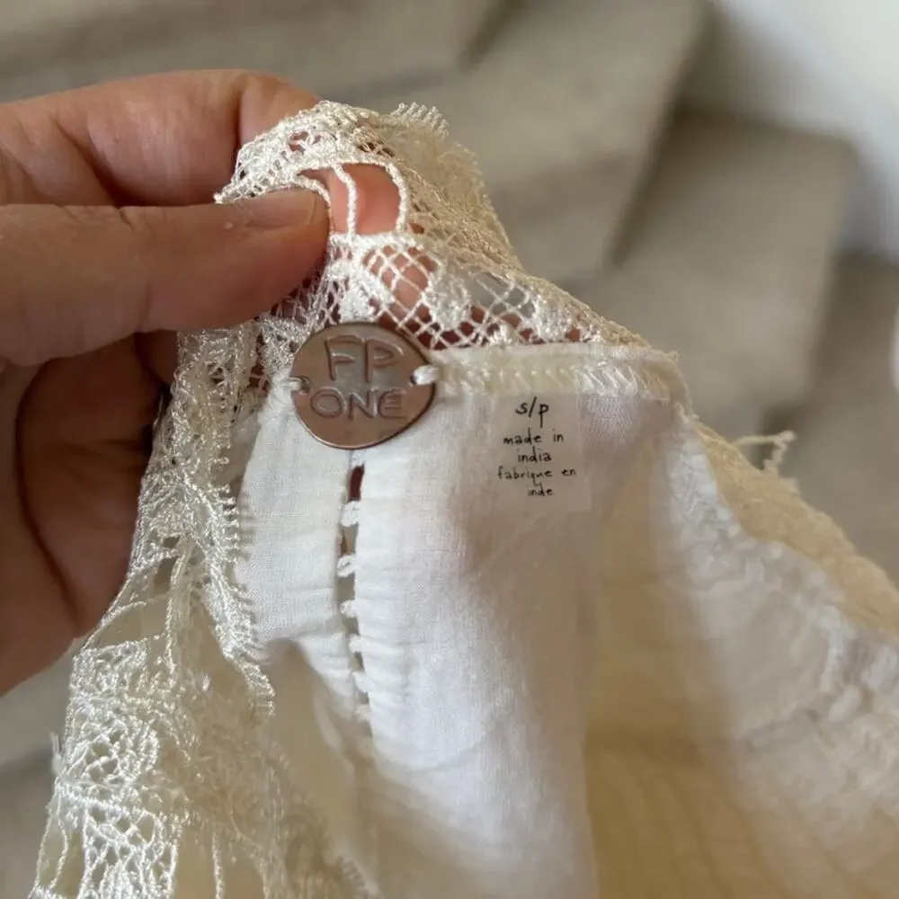 Free People excellent creamy