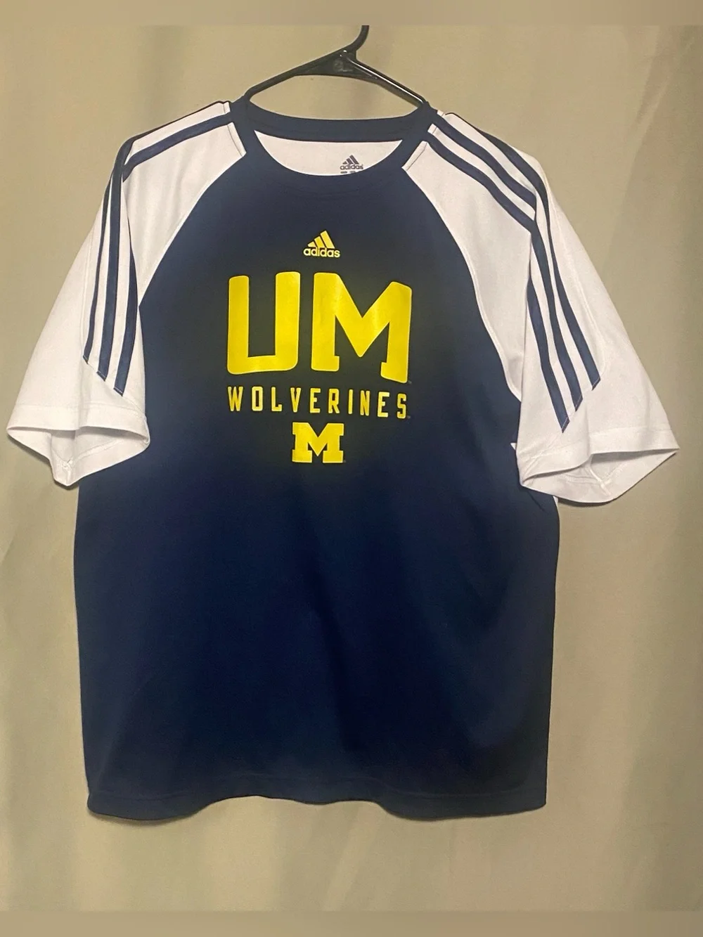 Adidas University of Michigan Wolverines Navy Blue Short Sleeve  shirt Mens M