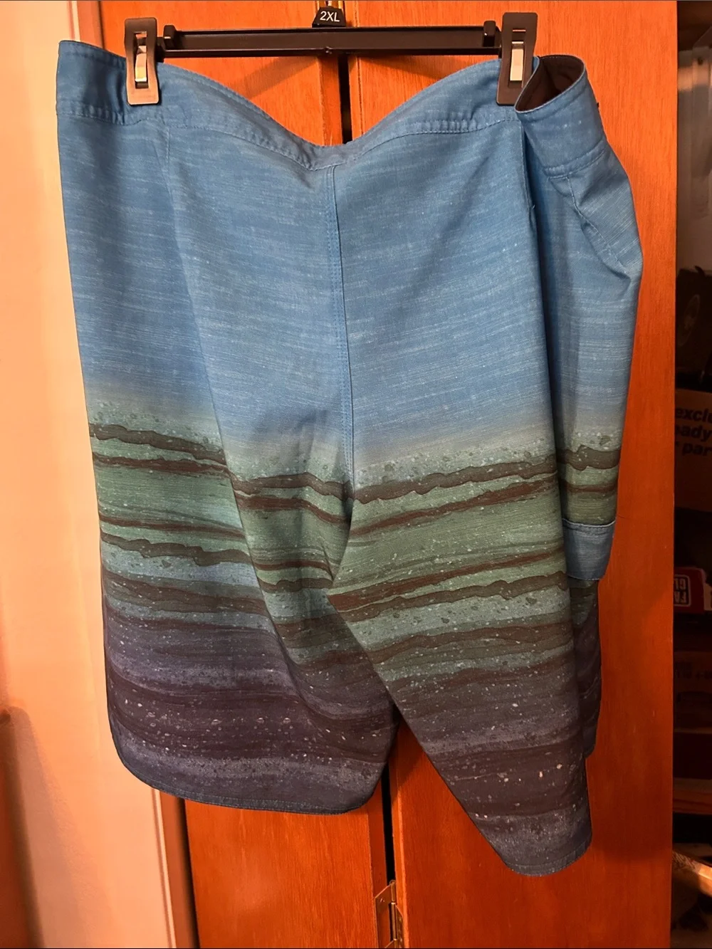 Hang Ten hang ten