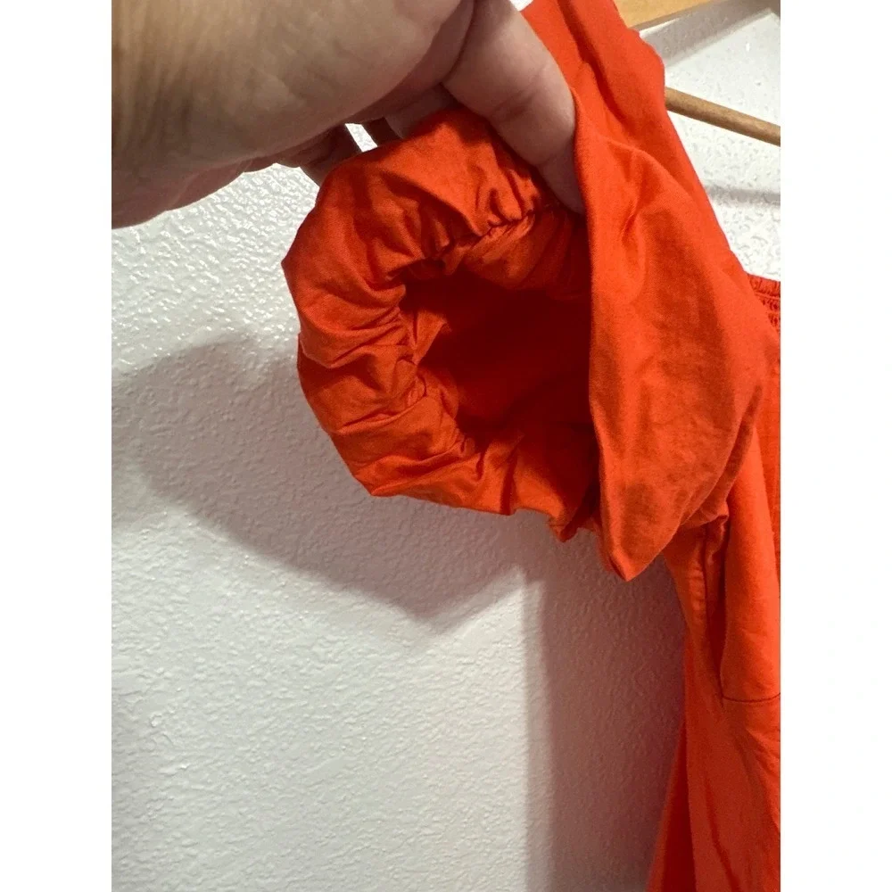 Old Navy puff sleeve