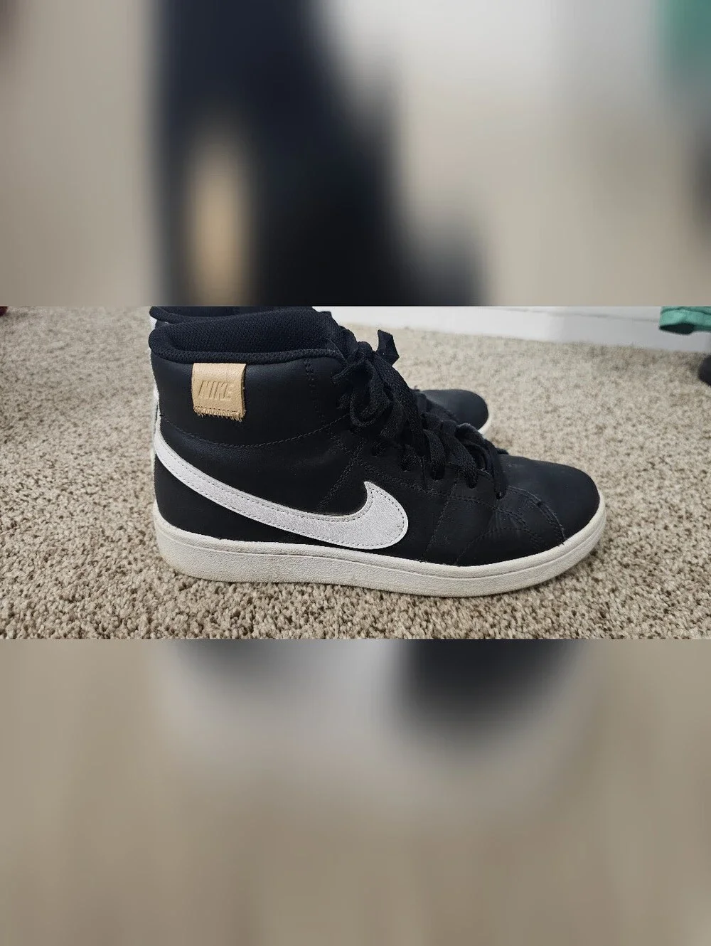 Nike Court Royale 2 Mid