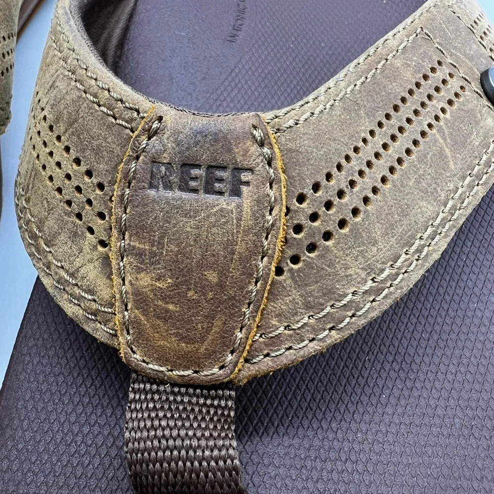 Reef stylish flip