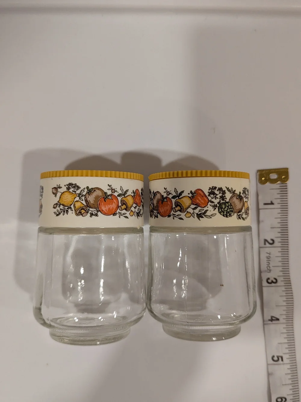 Set of 2 vintage Corning Ware Glass Gemco Spice of Life jars Excellent Condition