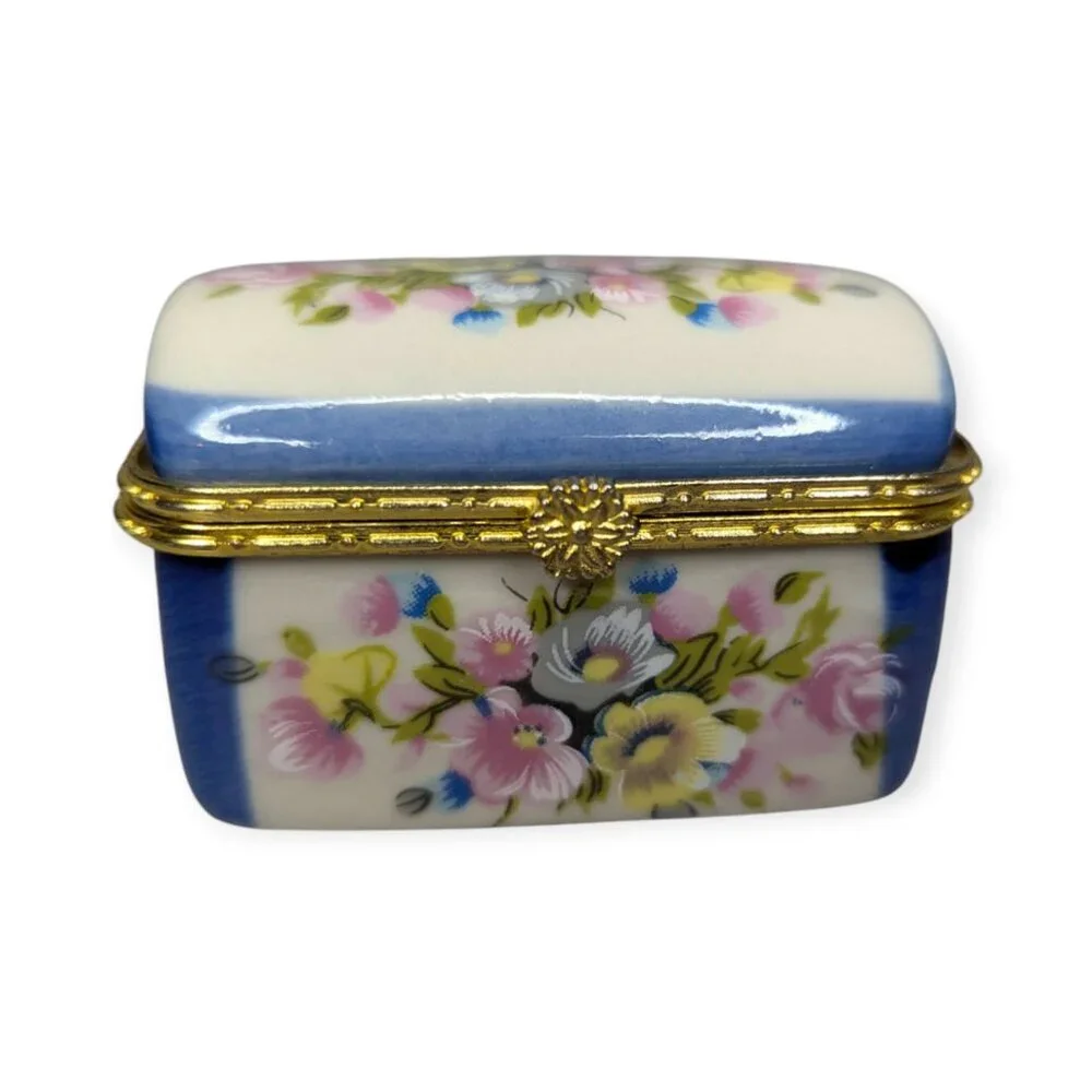Ceramic Trinket Hinged Box Blue White Yellow and Pink 2.5