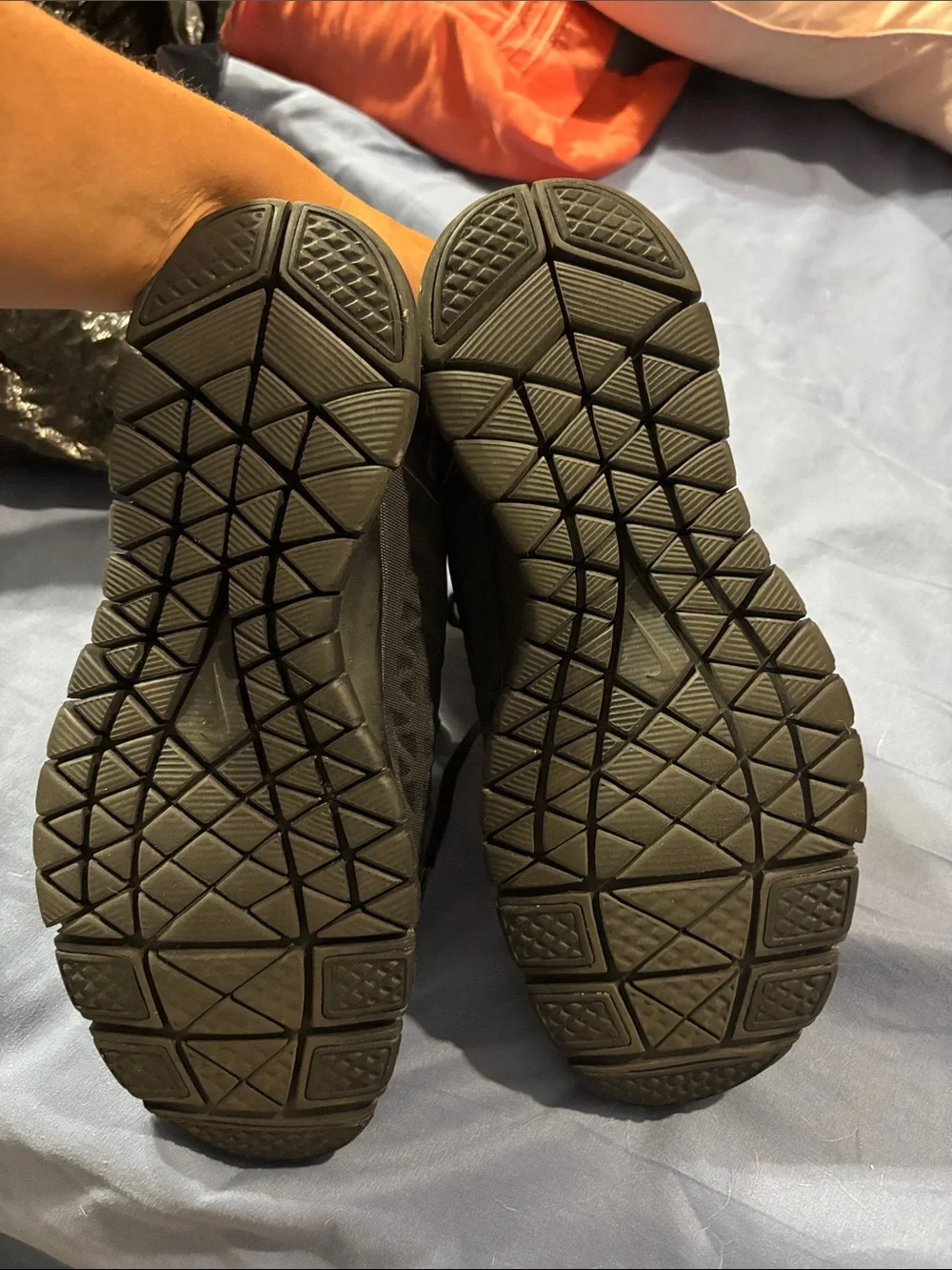 Nike low profile