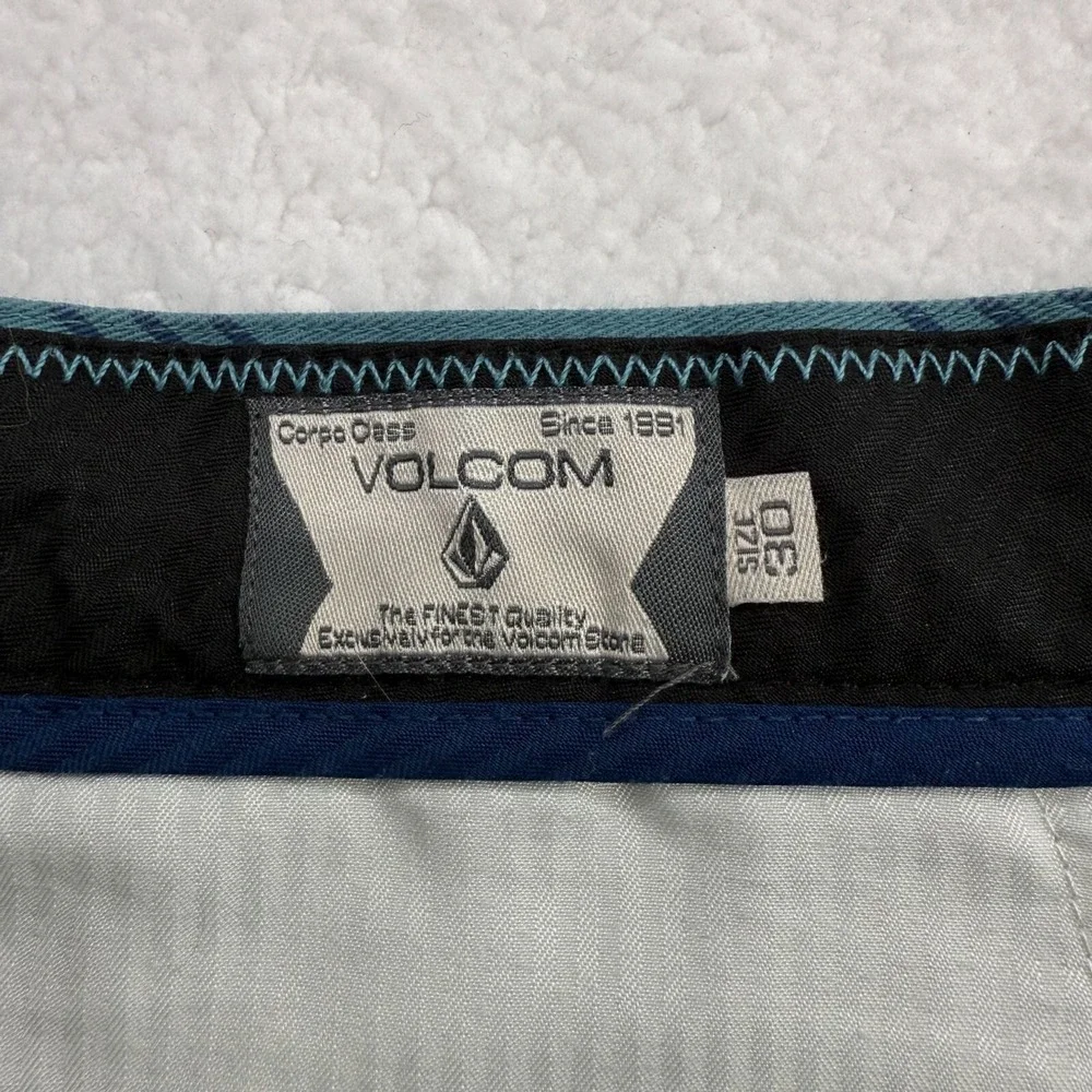 Volcom description chino