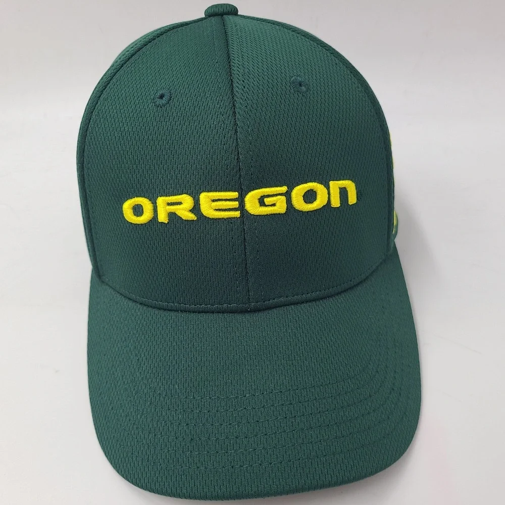 Oregon‎ Ducks Hat Adjustable Top of the World Green Yellow NCAA University Men