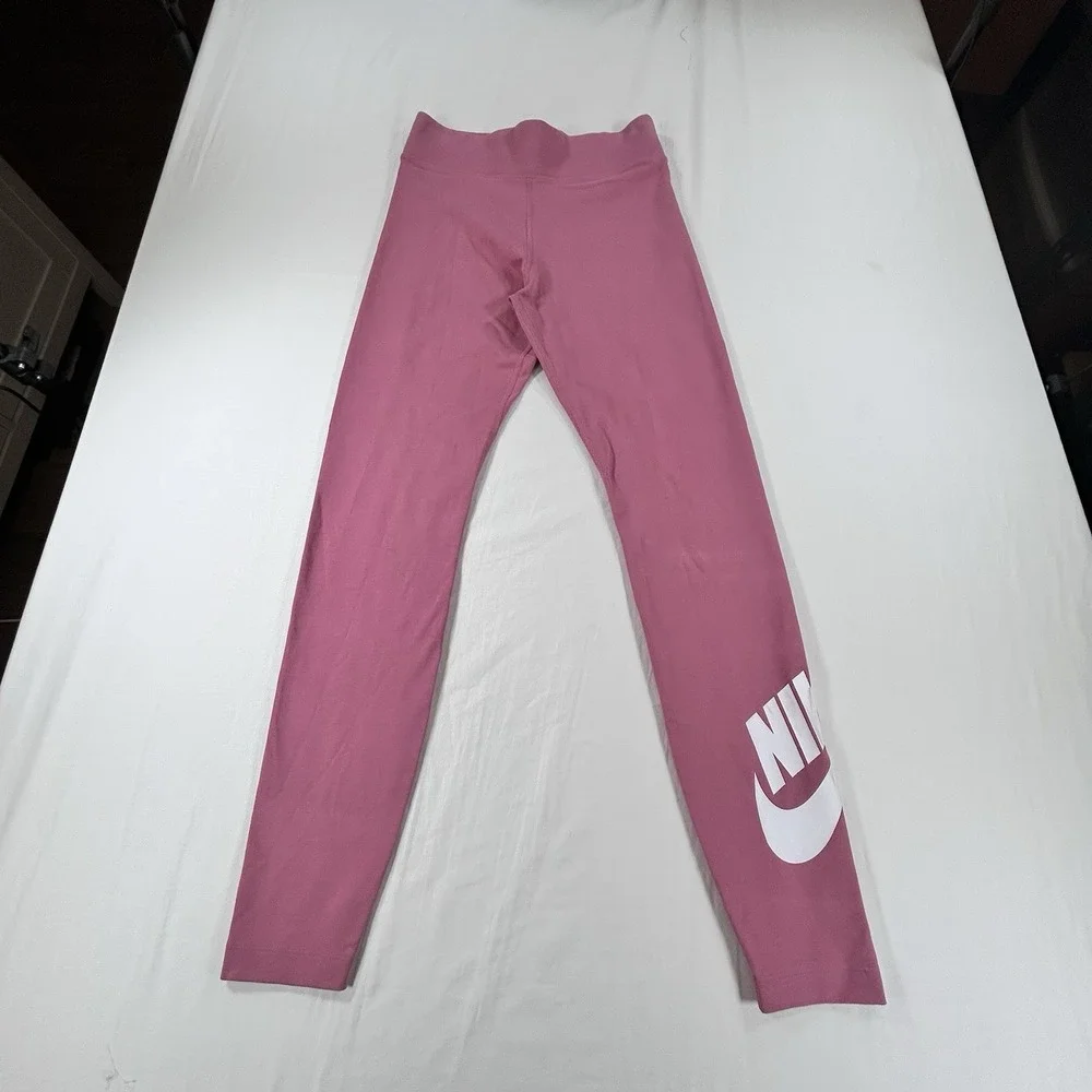 NEW Nike Women's Sportswear Sz S Essential High Rise Leggings Pink Yoga Walking