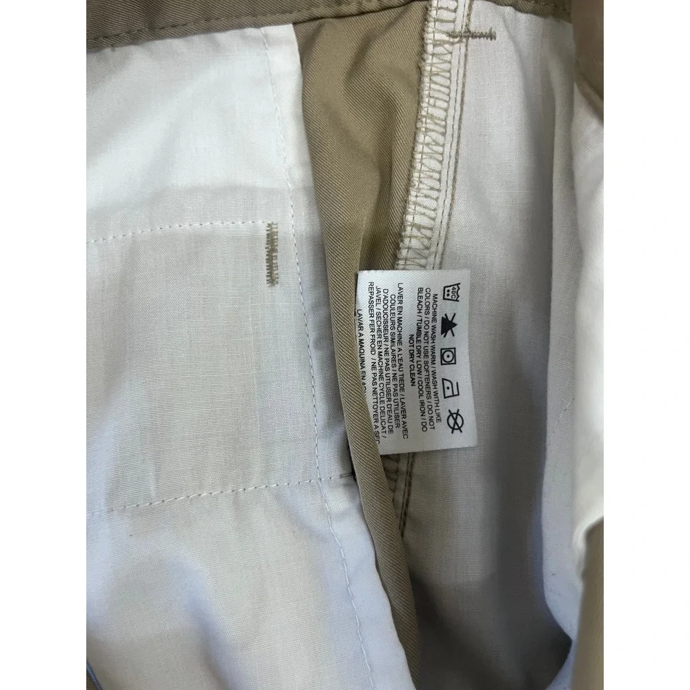 Nike Golf Men Khaki Tan Flat Front Performance Shorts Size 36 Embroidered Swoosh