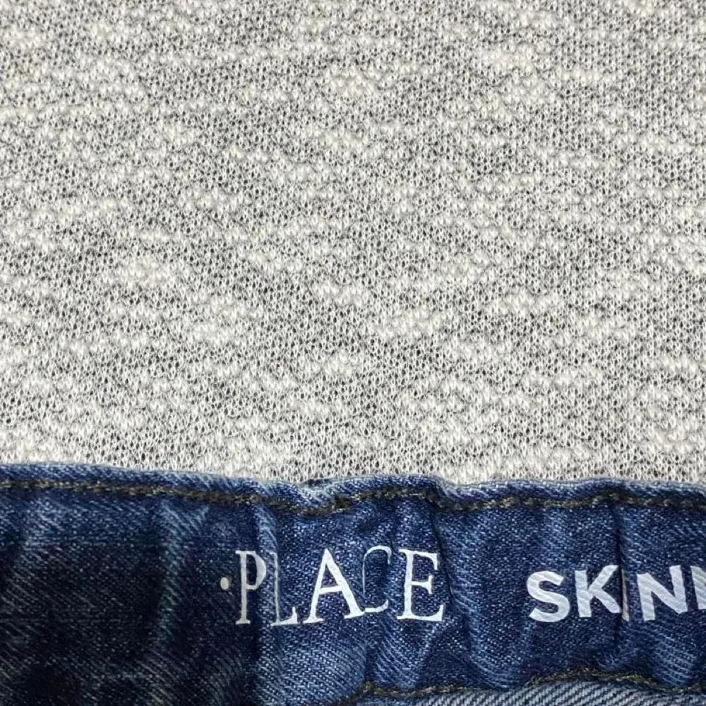 N/A place blue