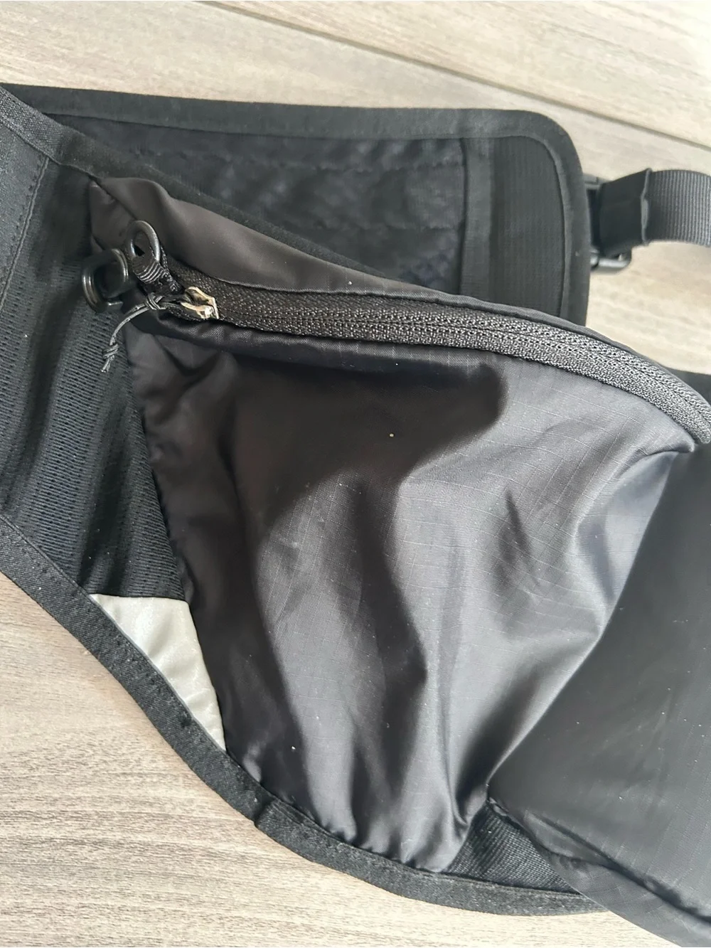 The North Face compact sling