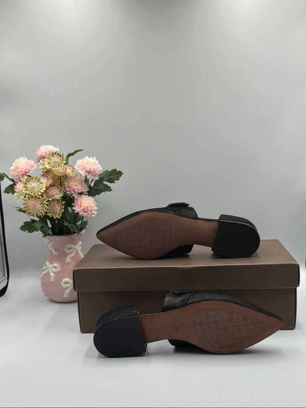 Paolo sophisticated pointed