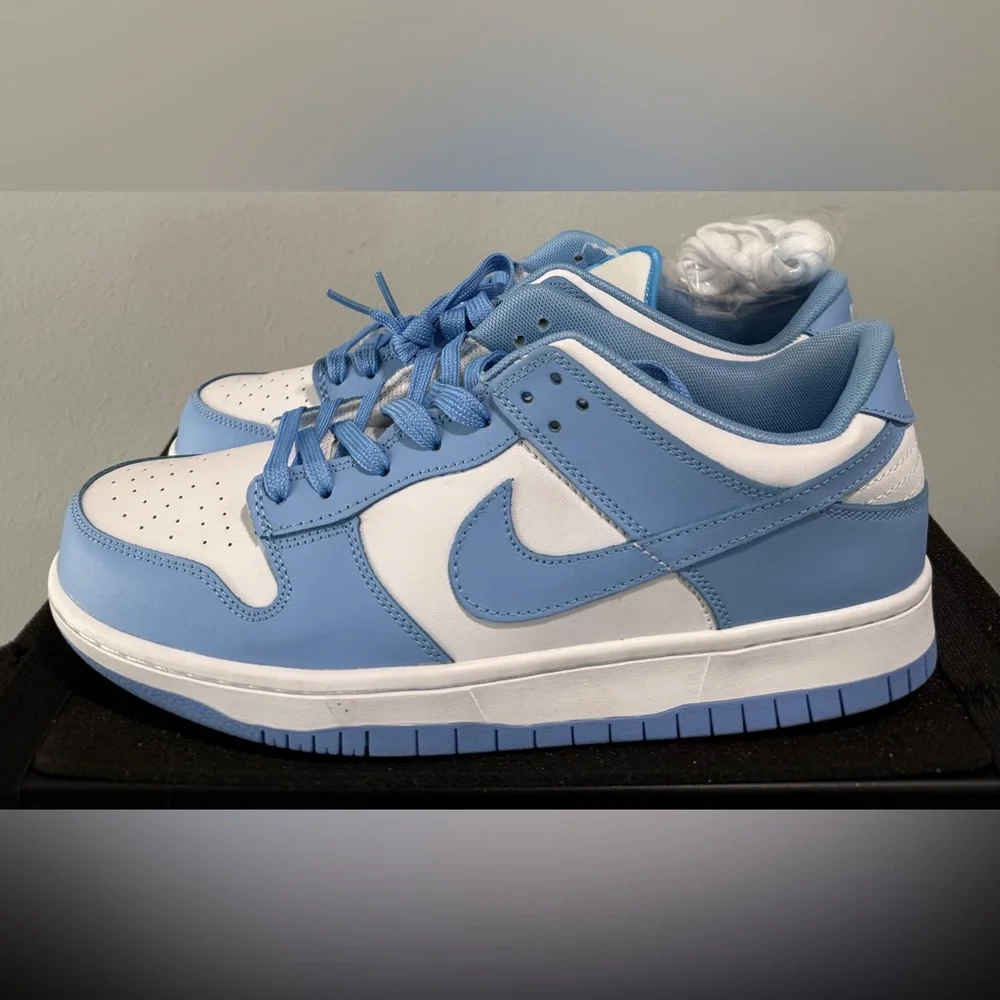 Nike university size new