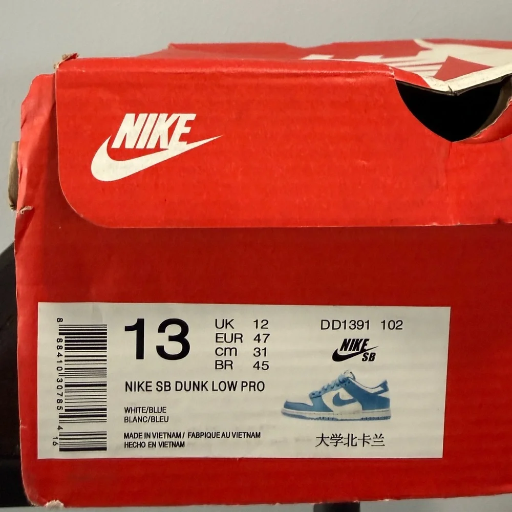Nike white 102