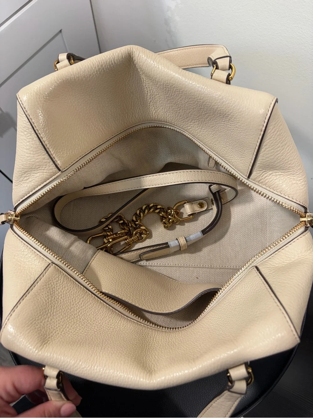 Tory Burch cream pebbled