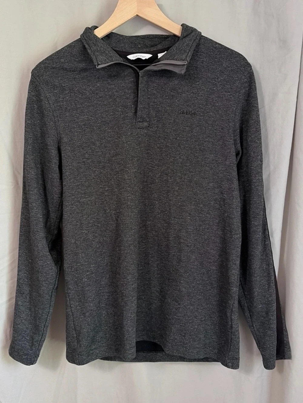 Calvin Klein Men's Charcoal Quarter-Zip Pullover