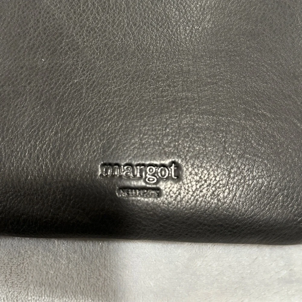 margot elegant leather