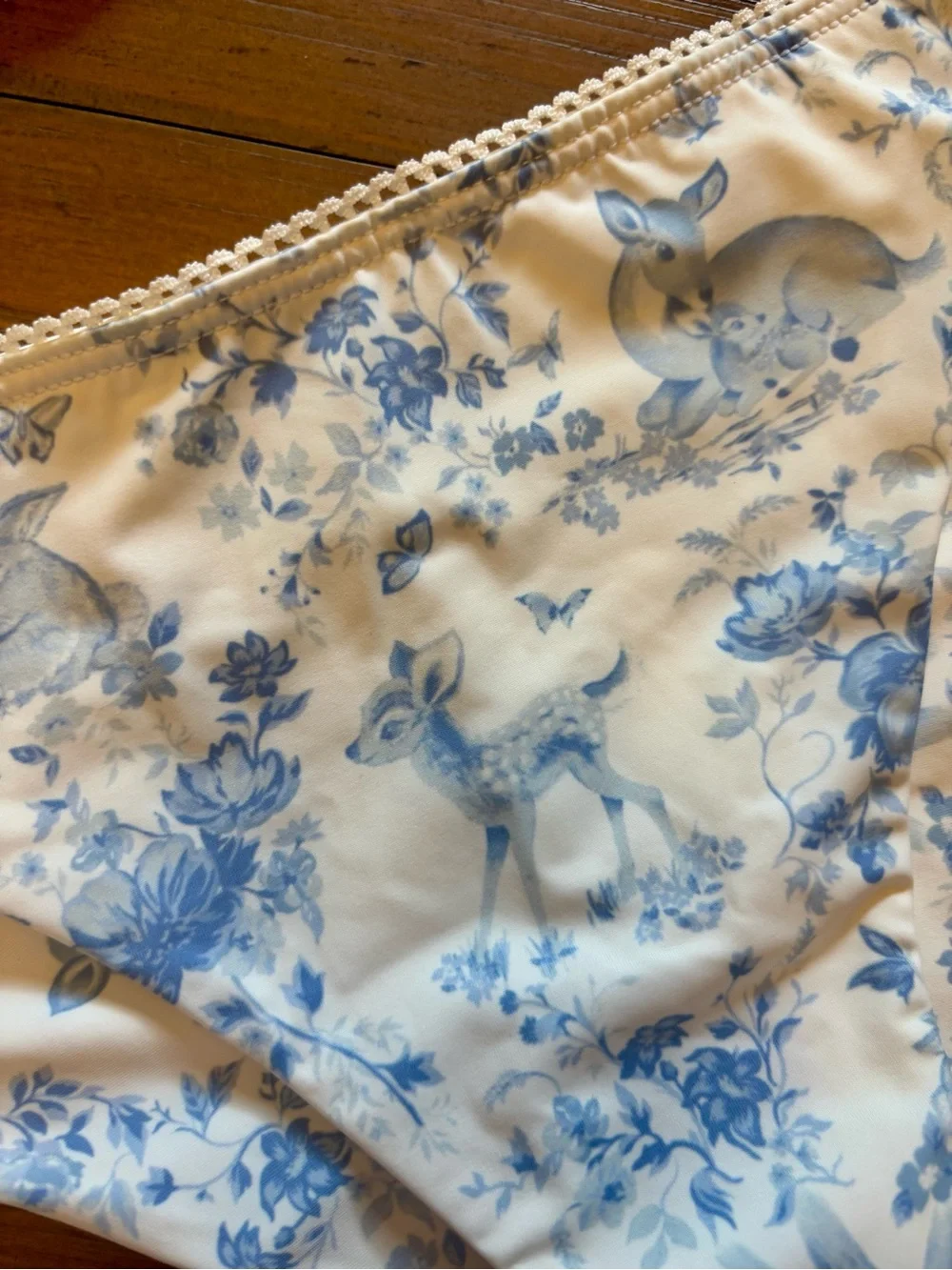 Frankies Bikinis nwt frankie’s