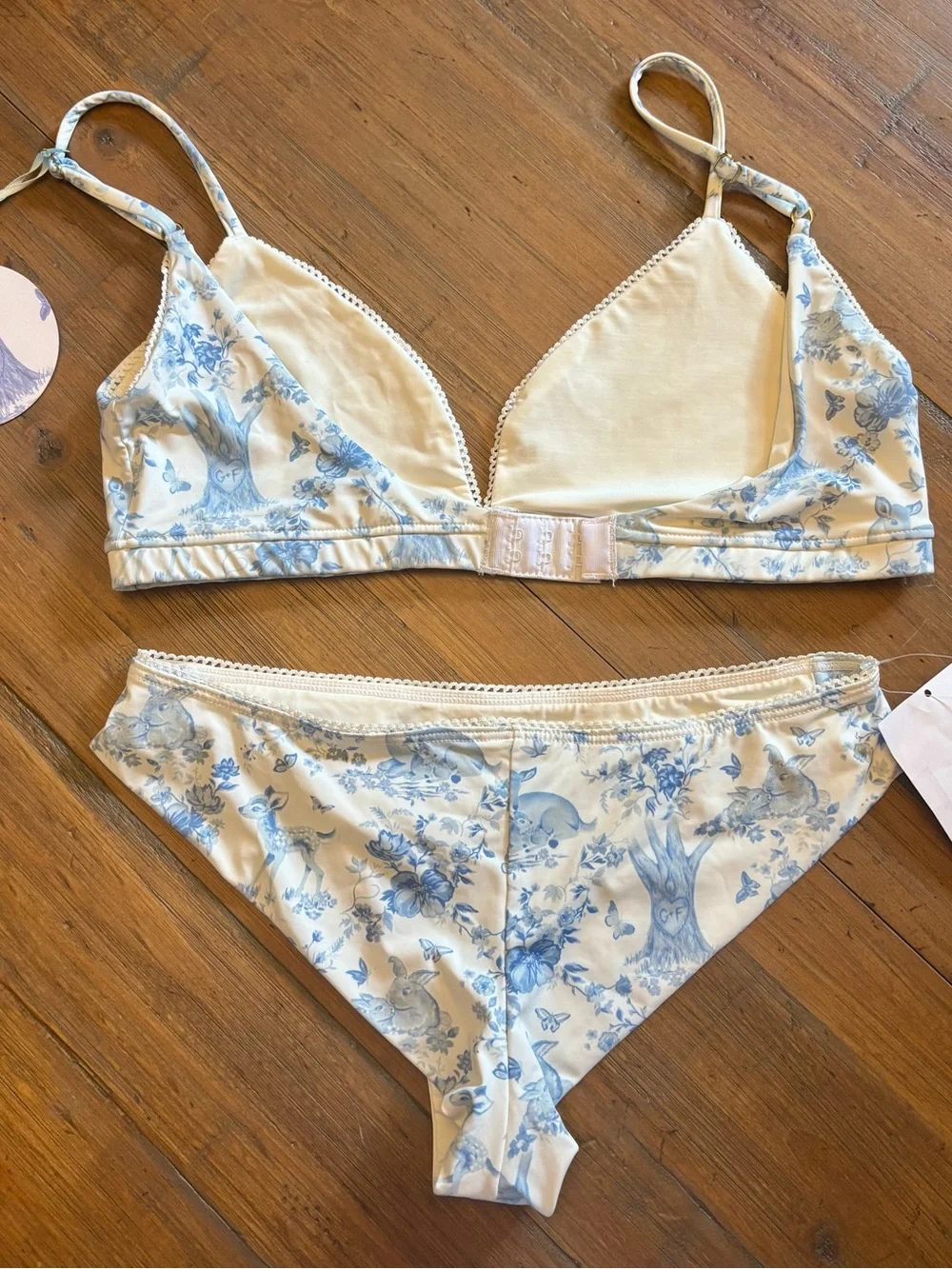 Frankies Bikinis nwt frankie’s