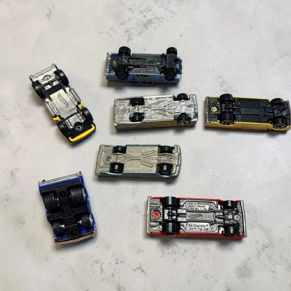 Hot Wheels up auction